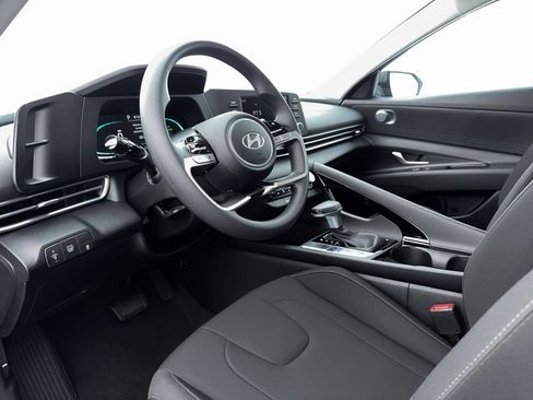New 2026 Hyundai Elantra Hybrid FWD image 14