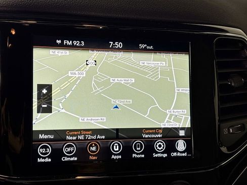 Used 2021 Jeep Grand Cherokee Limited w/ Sun & Sound Group AWD/4WD image 16