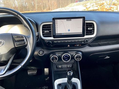 Used 2023 Hyundai Venue Limited w/ Cargo Package image 28