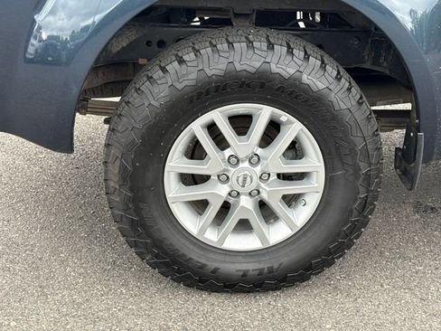 Used 2016 Nissan Frontier SV AWD/4WD image 8