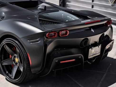 Used 2024 Ferrari SF90 Spider AWD/4WD image 11