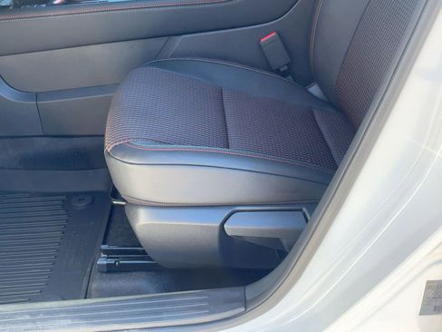 New 2026 Nissan Kicks SR w/ Cold Weather Package image 13