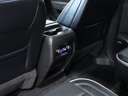 Used 2026 Buick Enclave Preferred FWD image 24