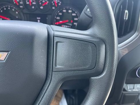 Used 2025 Chevrolet Silverado 1500 W/T w/ WT Value Package AWD/4WD image 25