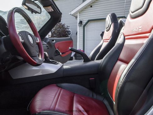 Used 2008 Saturn Sky Red Line RWD image 36
