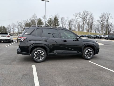 New 2026 Subaru Forester Premium image 8