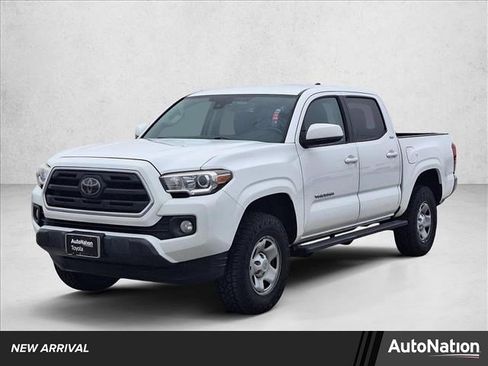 Used 2018 Toyota Tacoma SR5 image 1