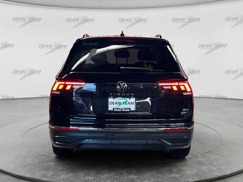 Used 2022 Volkswagen Tiguan S FWD image 7