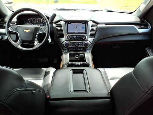Used 2018 Chevrolet Suburban LT AWD/4WD image 12