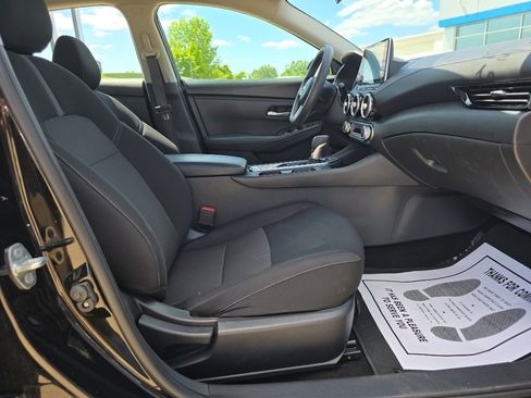 Used 2024 Nissan Sentra SV FWD image 13