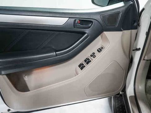 Used 2006 Toyota 4Runner SR5 image 21