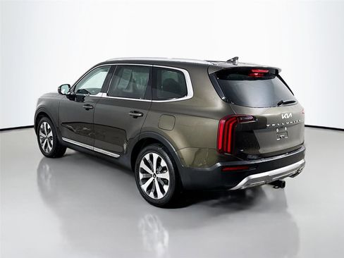 Used 2022 Kia Telluride EX w/ EX Premium Package image 7