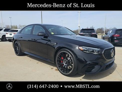 Used 2026 Mercedes-Benz E 53 AMG e 4MATIC Sedan image 3
