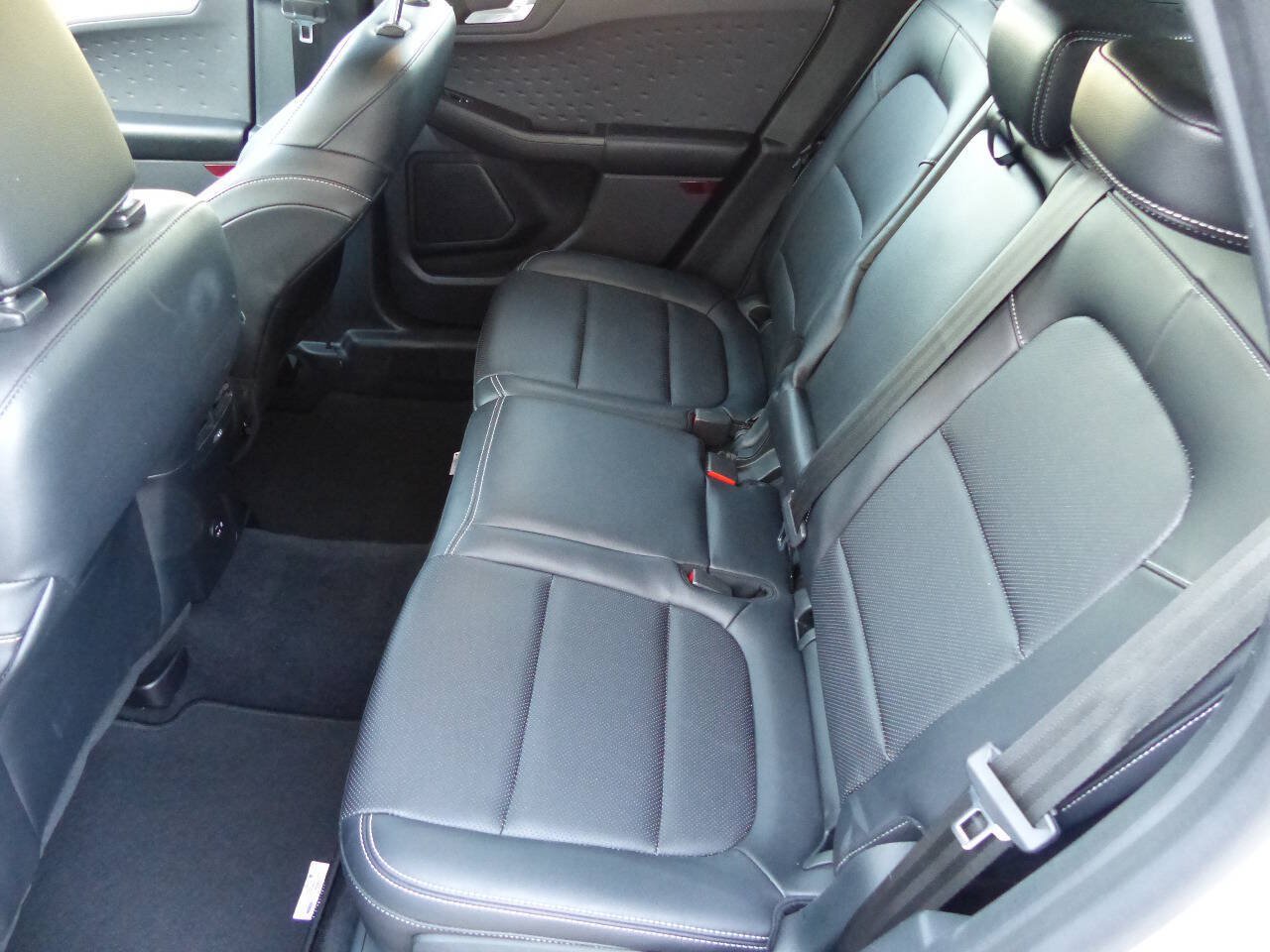 Used 2020 Ford Escape SEL FWD image 19