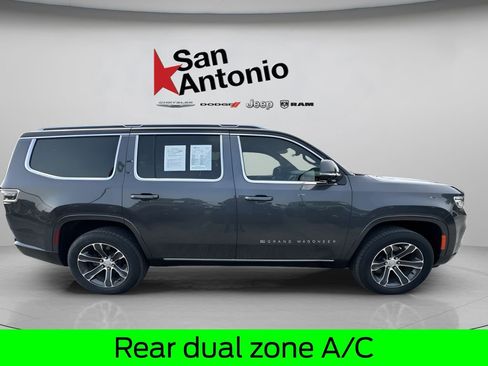 Used 2022 Jeep Grand Wagoneer Series I AWD/4WD image 9