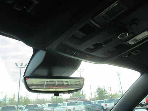 Certified 2025 GMC Yukon XL Denali Ultimate image 30