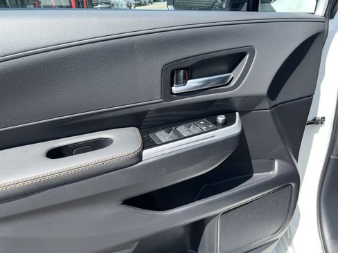 New 2026 Toyota Sienna XLE Woodland Edition image 9