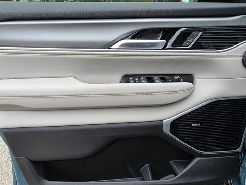 New 2026 Jeep Grand Wagoneer Limited AWD/4WD image 16