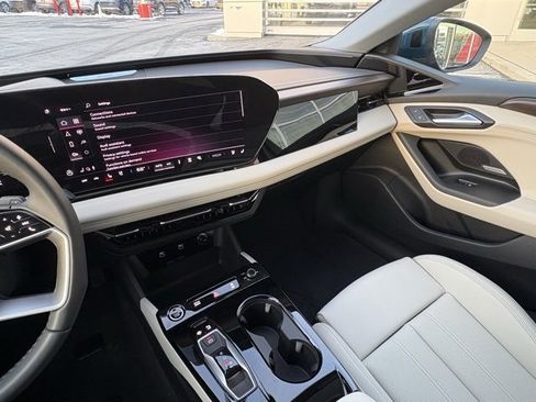 New 2025 Audi A6 e-tron Premium Plus image 29