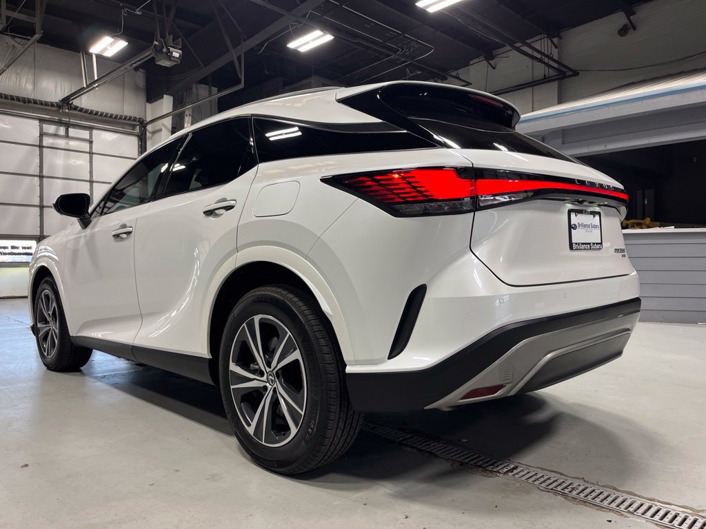Used 2024 Lexus RX 350 Premium w/ Convenience Package AWD/4WD image 5