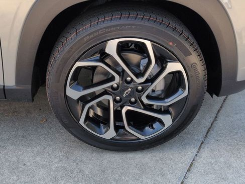 New 2026 Chevrolet Trax RS FWD image 28