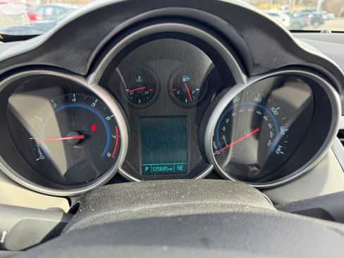 Used 2015 Chevrolet Cruze LS image 19