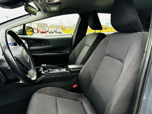 Used 2023 Toyota Prius Limited image 10