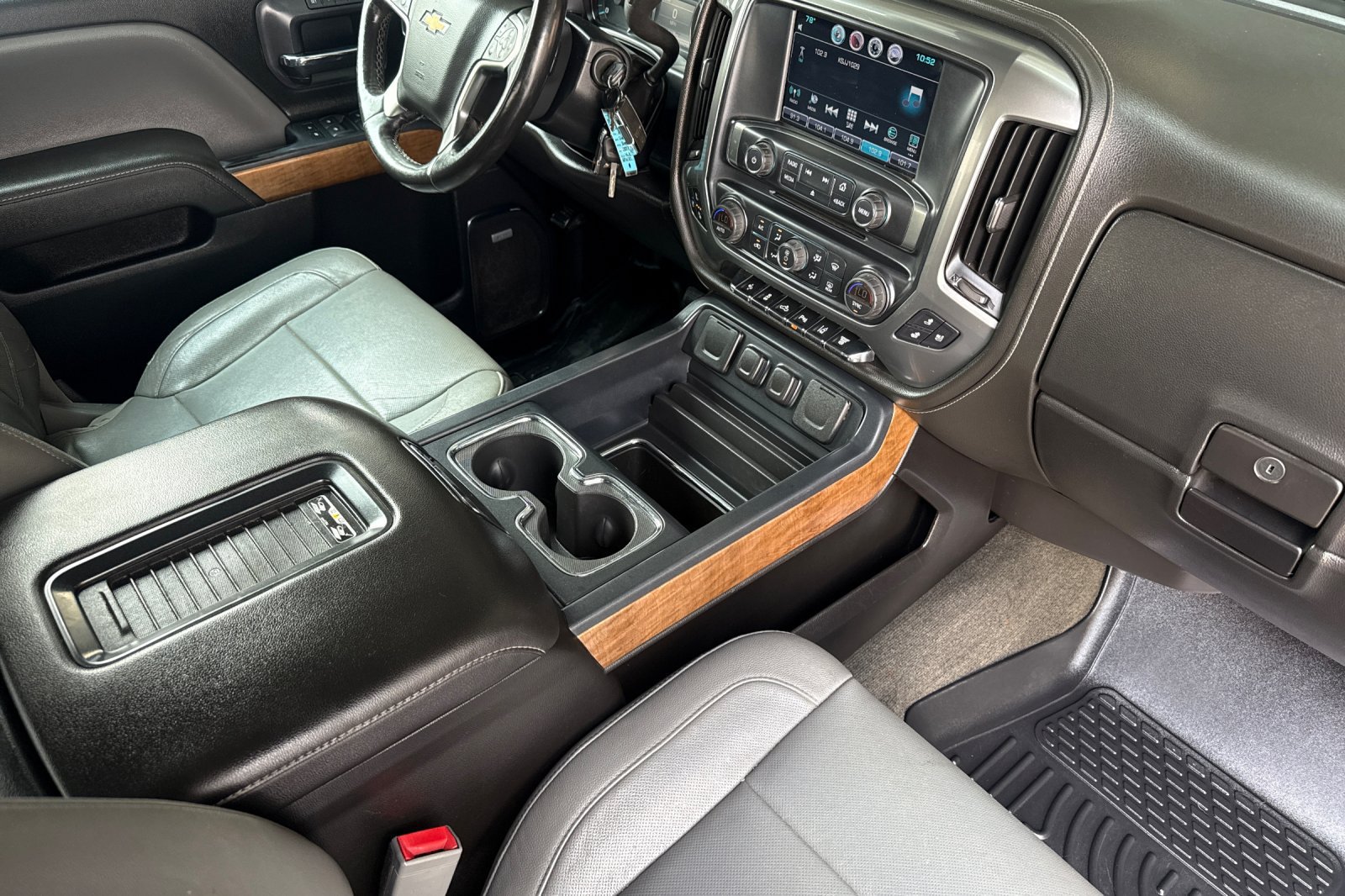 Used 2016 Chevrolet Silverado 2500 LTZ w/ Duramax Plus Package AWD/4WD image 17