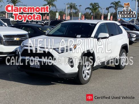 Certified 2025 Toyota RAV4 LE FWD image 1