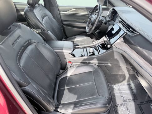 Used 2021 Jeep Grand Cherokee L Overland w/ Trailer Tow Package image 35