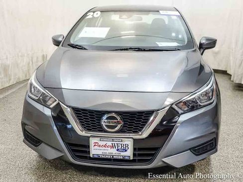 Used 2020 Nissan Versa SV FWD image 5