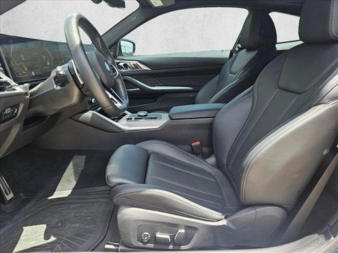 Used 2025 BMW 430i Coupe w/ M Sport Package RWD image 16