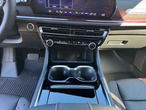 Used 2026 Chevrolet Traverse RS w/ LPO, Floor Liner Package AWD/4WD image 12