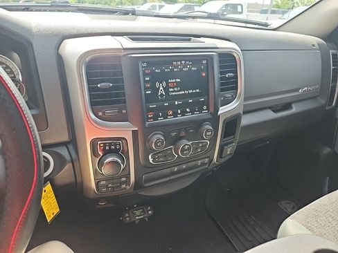 Used 2019 RAM 1500 Big Horn AWD/4WD image 19