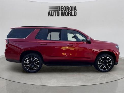 Used 2022 Chevrolet Tahoe RST w/ Sport Performance Package RWD image 17