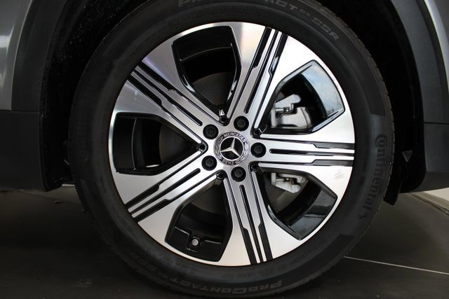 Used 2024 Mercedes-Benz EQB 300 4MATIC w/ Winter Package image 33