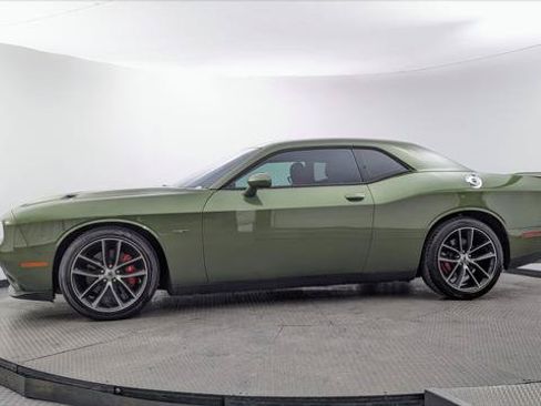 Used 2018 Dodge Challenger R/T w/ Performance Handling Group RWD image 3