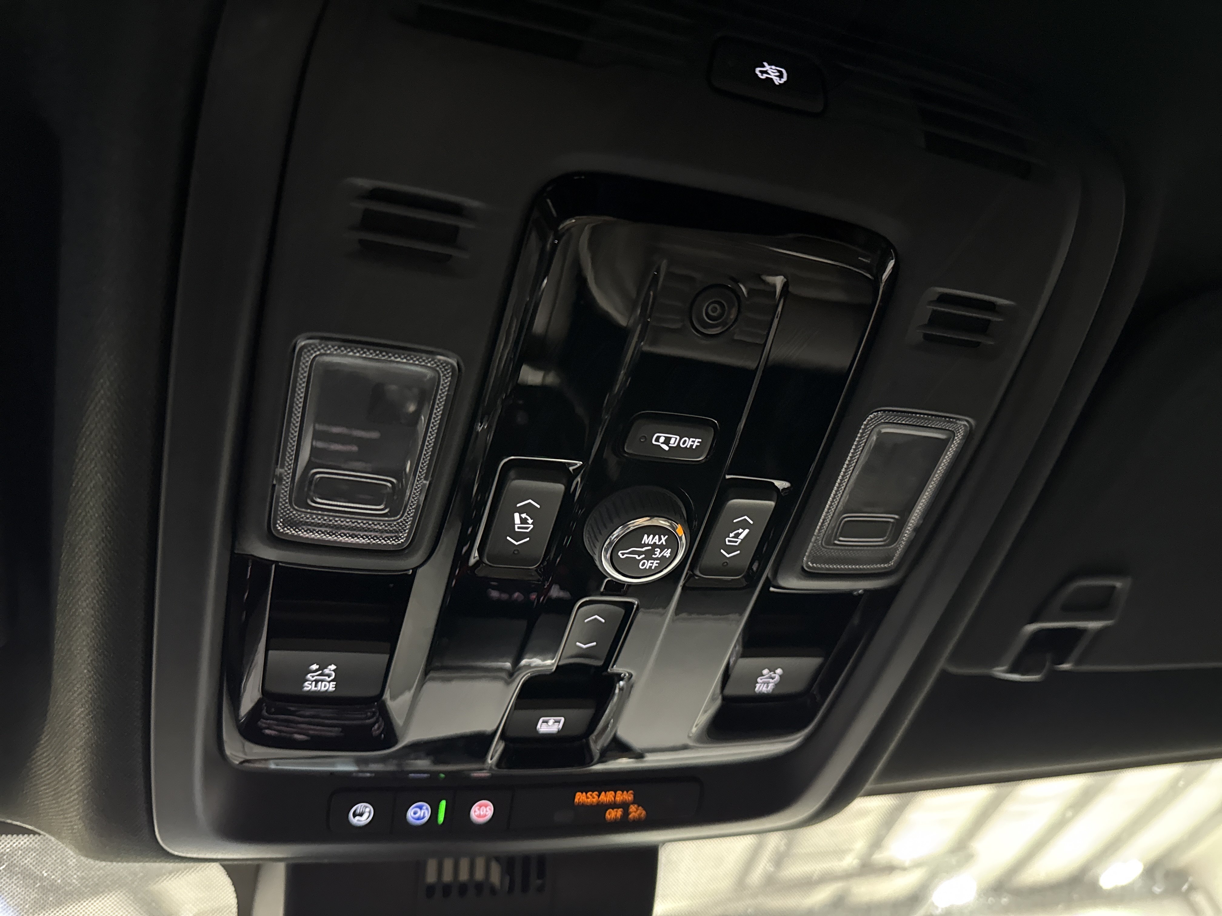 Used 2026 GMC Yukon Denali Ultimate AWD/4WD image 12