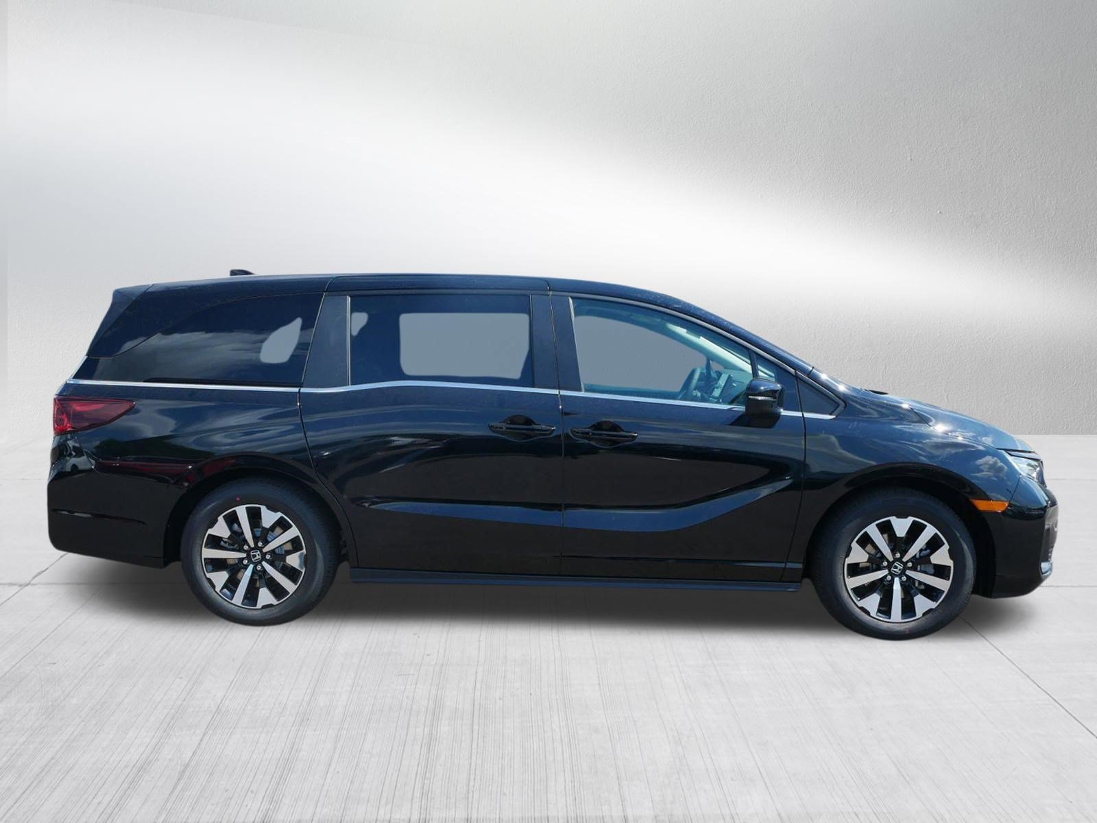 New 2027 Honda Odyssey EX-L image 8