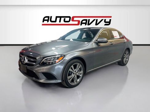 Used 2019 Mercedes-Benz C 300 4MATIC Sedan image 3