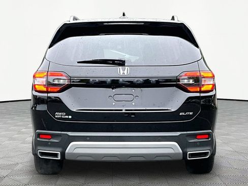 Used 2025 Honda Pilot Elite image 7