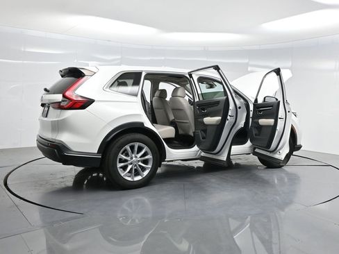 Used 2024 Honda CR-V EX-L image 4