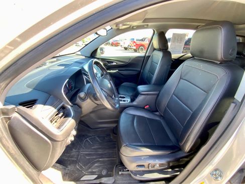 Used 2019 Chevrolet Equinox Premier AWD/4WD image 19