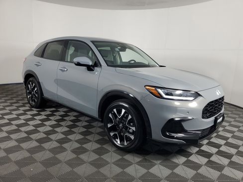 New 2026 Honda HR-V EX-L image 2