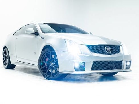 Used 2013 Cadillac CTS V w/ Wood Trim Package RWD image 5
