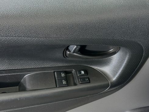 Used 2014 Nissan NV200 SV w/ Exterior Appearance Package image 22