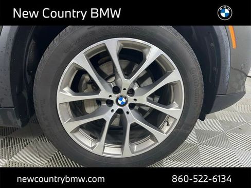 Used 2021 BMW X5 xDrive40i w/ Convenience Package AWD/4WD image 9