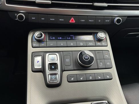 Used 2024 Hyundai Palisade SEL w/ Premium Package FWD image 22