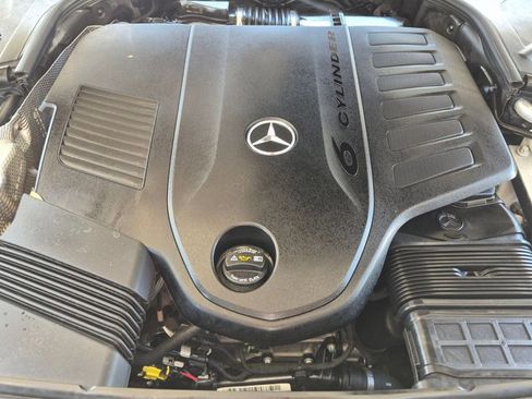 Certified 2022 Mercedes-Benz S 500 4MATIC image 22