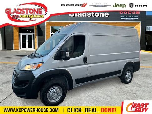 Used 2025 RAM ProMaster 2500 w/ Premium Convenience Group image 1